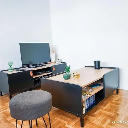 Apartment Bel F3, Proche Gare Et Centre Ville, Tout A Pied, Wifi Lisieux